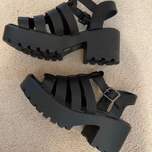 Reneeze Chunky Platform Sandals